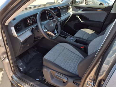Certified 2026 Volkswagen Tiguan S FWD image 17