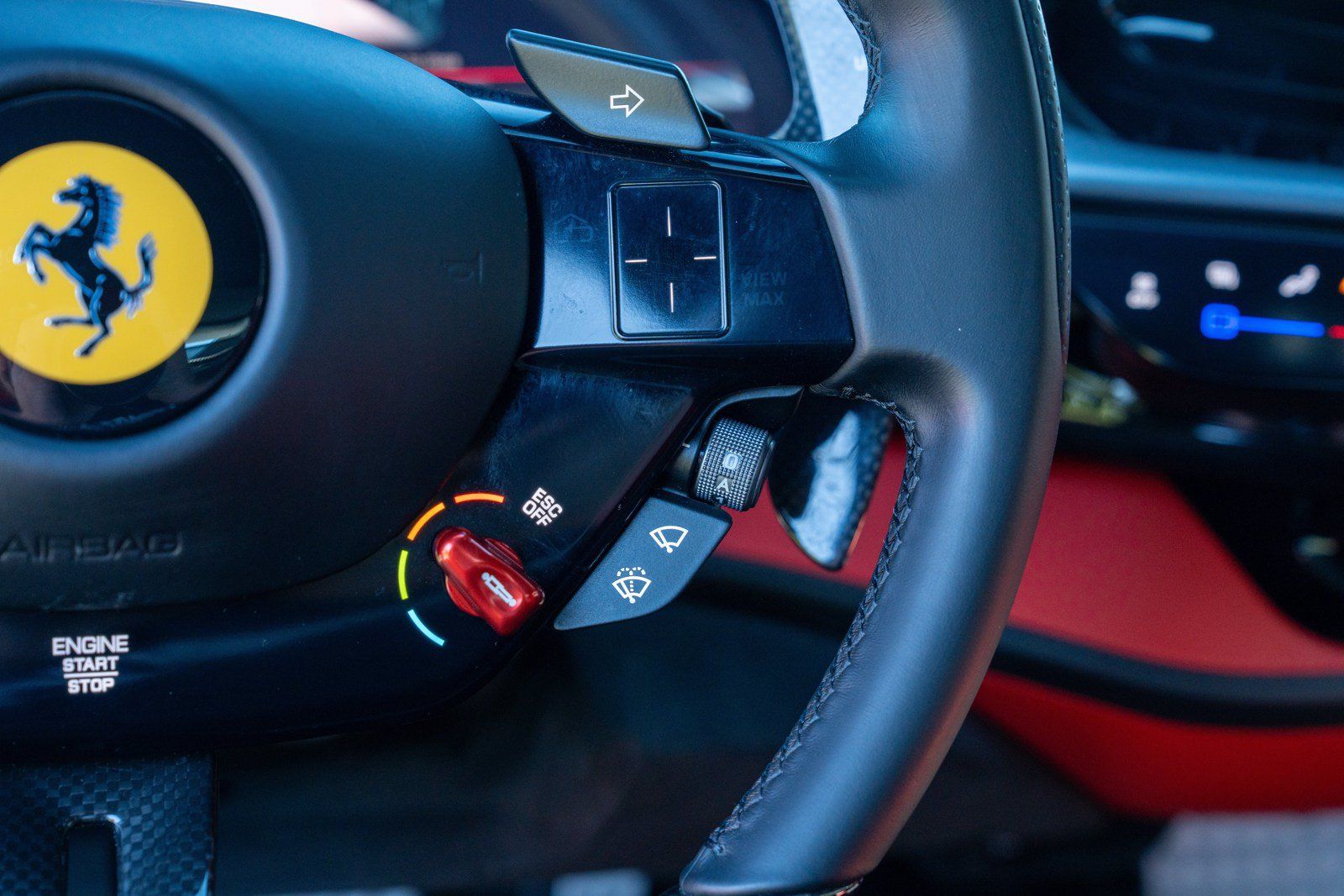 Used 2022 Ferrari SF90 Stradale AWD/4WD image 40