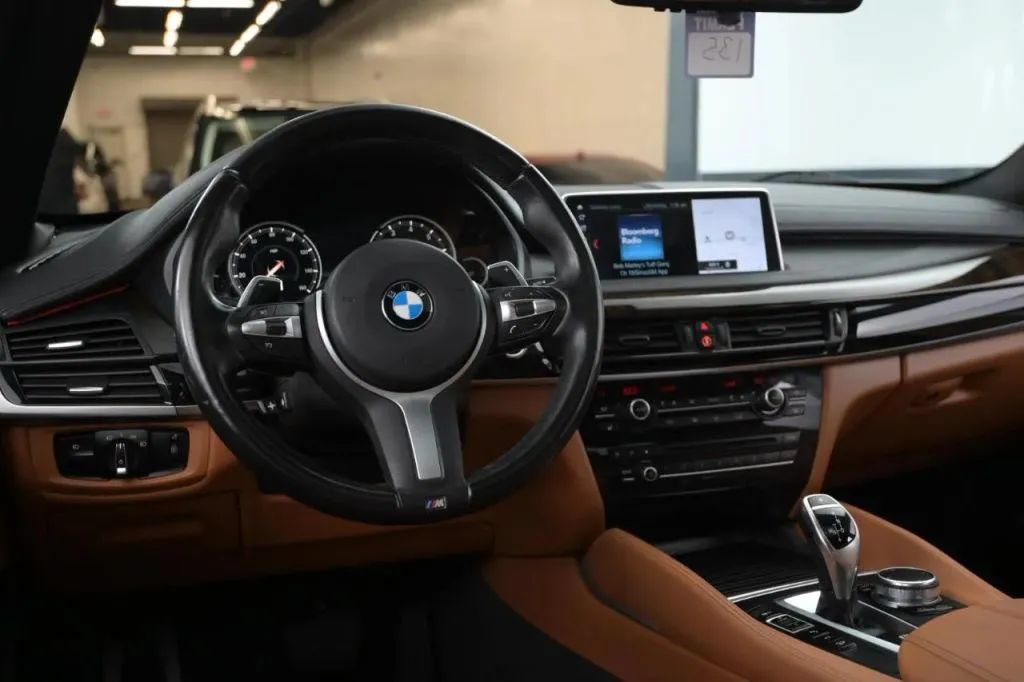 Used 2019 BMW X6 xDrive35i w/ M Sport Package AWD/4WD image 30