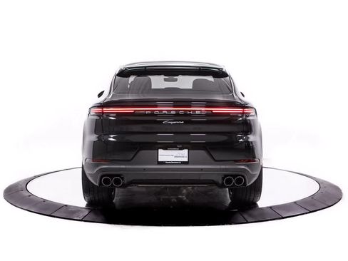 Certified 2026 Porsche Cayenne Coupe AWD/4WD image 6