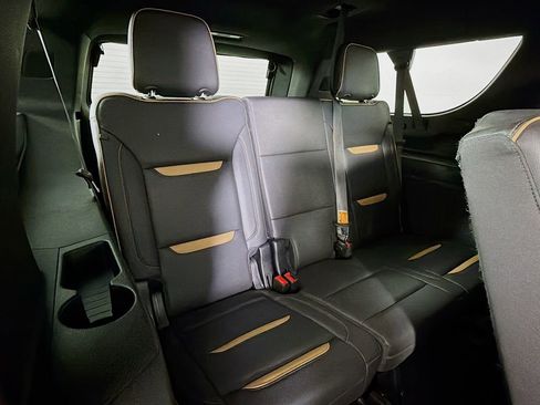 Used 2022 GMC Yukon XL AT4 w/ AT4 Premium Plus Package AWD/4WD image 26
