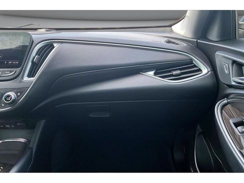 Used 2020 Chevrolet Malibu Premier FWD image 45