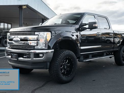 Used 2017 Ford F350 Lariat w/ Lariat Ultimate Package image 7