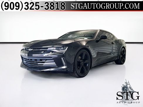 Used 2018 Chevrolet Camaro LT w/ RS Package RWD image 1