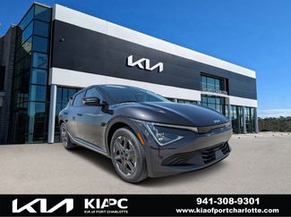 New 2025 Kia EV6 Light RWD video 1