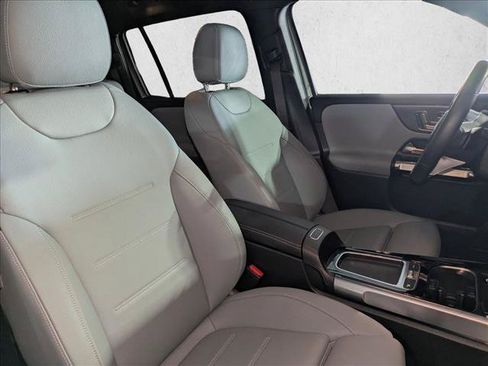 Certified 2026 Mercedes-Benz GLB 250 image 22