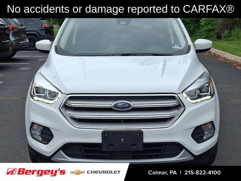 Used 2019 Ford Escape SEL AWD/4WD image 2
