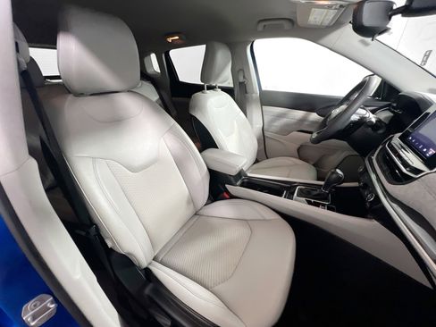 Used 2022 Jeep Compass Latitude image 31