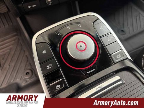 Used 2022 Kia Niro EX w/ Cold Weather Package image 19