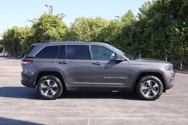 Used 2024 Jeep Grand Cherokee Limited 4xe AWD/4WD image 5