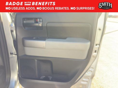 Used 2013 Toyota Tundra 4x4 Double Cab w/ Tow Pkg image 13