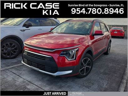 Used 2023 Kia Niro EX