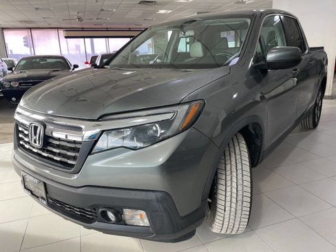 Used 2017 Honda Ridgeline RTL-T image 3