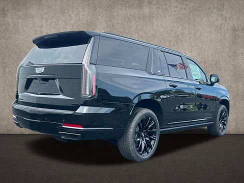 New 2026 Cadillac Escalade ESV Sport w/ LPO, ONYX Package AWD/4WD image 4