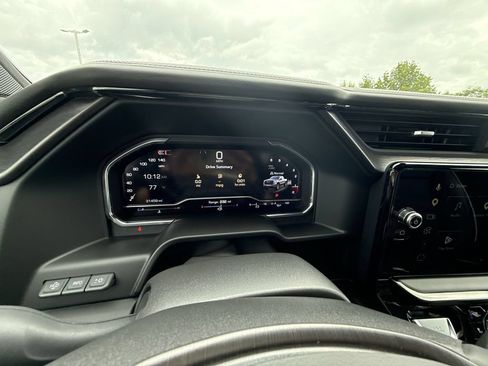 Certified 2025 GMC Sierra 1500 AT4X AWD/4WD image 18