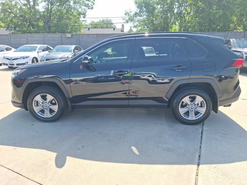 Used 2025 Toyota RAV4 XLE w/ Convenience Package AWD/4WD image 3
