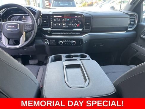 Used 2025 GMC Sierra 3500 SLE w/ Preferred Package AWD/4WD image 15