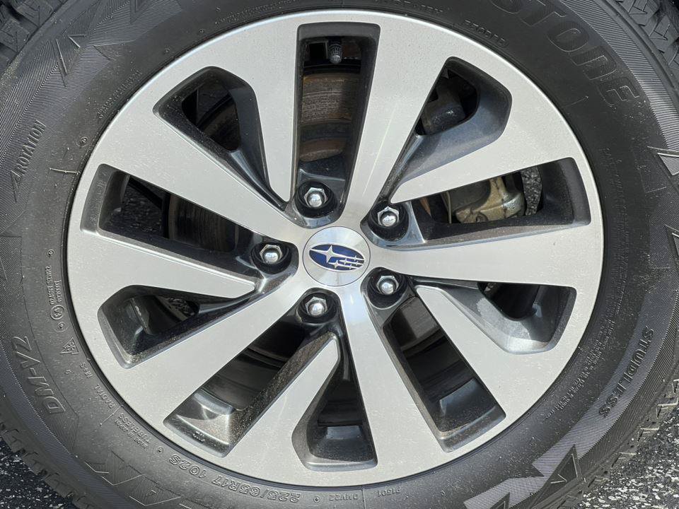 Used 2024 Subaru Outback Premium AWD/4WD image 6