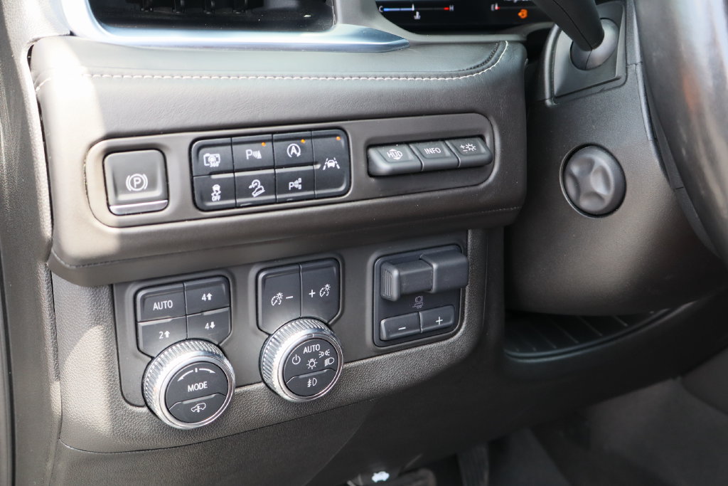 Certified 2023 GMC Yukon Denali Ultimate AWD/4WD image 13