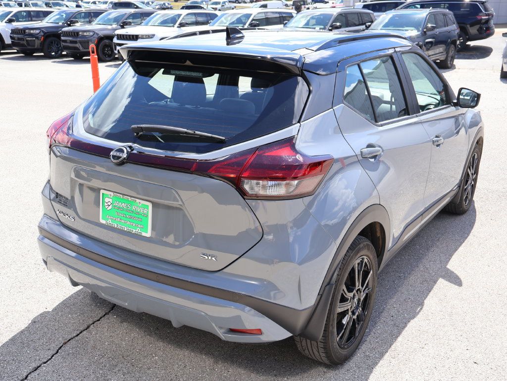 Used 2024 Nissan Kicks SR w/ SR Premium Package FWD image 5