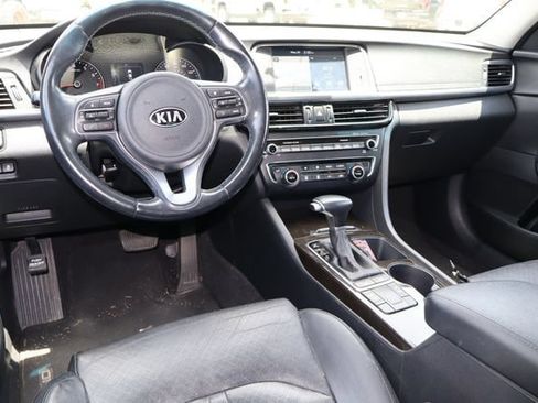 Used 2016 Kia Optima EX w/ Premium Package FWD image 5