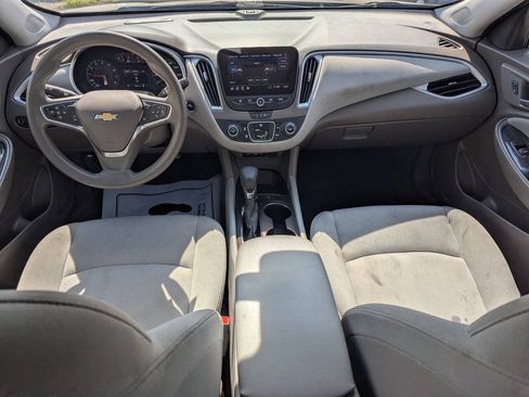 Used 2024 Chevrolet Malibu LS FWD image 16