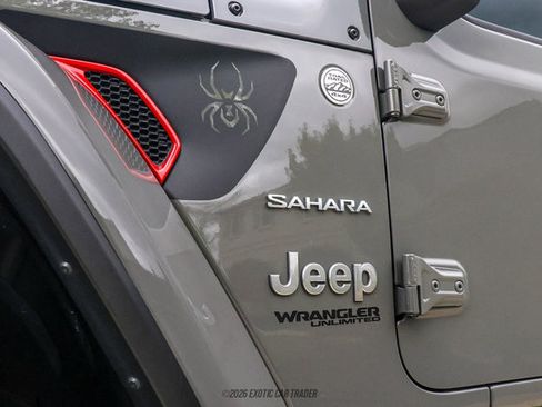 Used 2022 Jeep Wrangler Unlimited Sahara w/ Cold Weather Group AWD/4WD image 92
