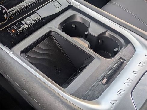 Used 2025 Nissan Armada SL image 29