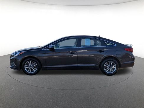 Used 2015 Hyundai Sonata SE image 8