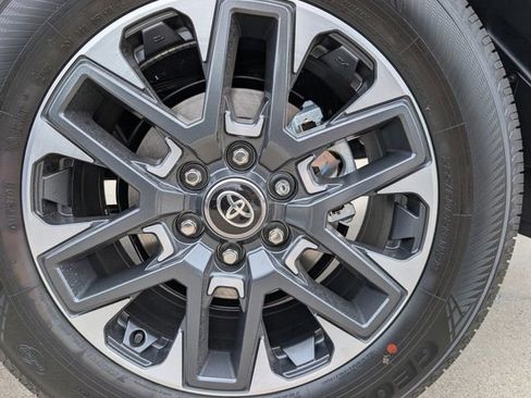 New 2026 Toyota Tundra Limited AWD/4WD image 6