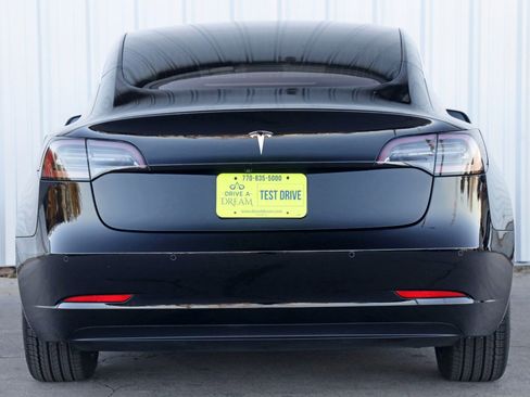 Used 2019 Tesla Model 3 Standard Range Plus image 11