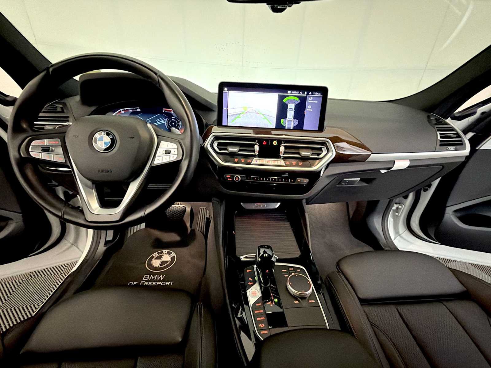 Used 2024 BMW X4 xDrive30i AWD/4WD image 15