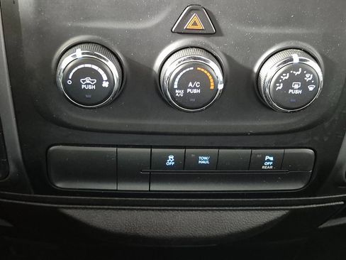 Used 2021 RAM 1500 Classic Warlock image 18