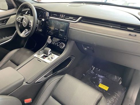 New 2023 Jaguar F-PACE S image 13