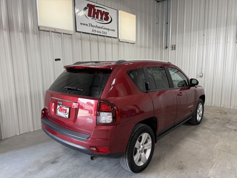 Used 2017 Jeep Compass Sport w/ Power Value Group AWD/4WD image 3