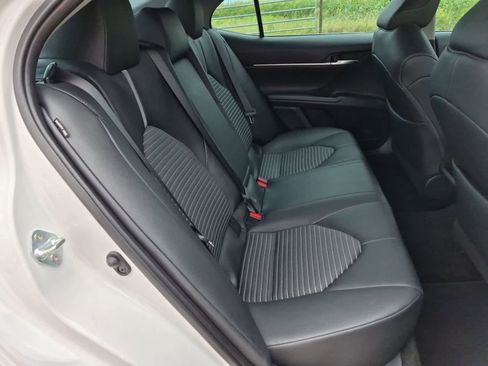 Used 2023 Toyota Camry SE FWD image 24