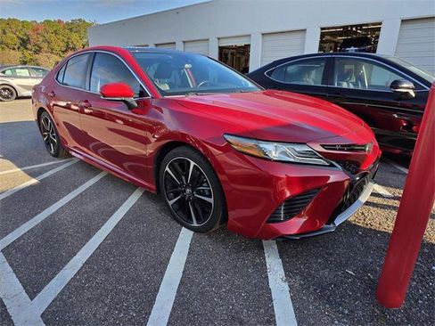 Certified 2019 Toyota Camry XSE image 1