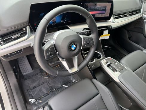 New 2026 BMW X1 xDrive28i w/ Technology Package AWD/4WD image 4