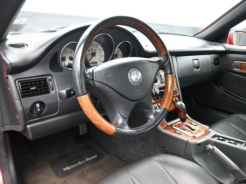 Used 2002 Mercedes-Benz SLK 320 image 13