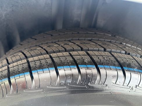 Certified 2023 Dodge Challenger SXT image 10