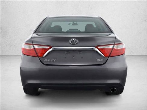 Used 2016 Toyota Camry XLE image 6