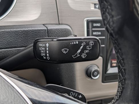 Used 2015 Volkswagen Golf TDI S image 31