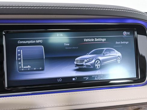 Used 2017 Mercedes-Benz S 550 Sedan w/ Premium Package image 14