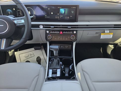 New 2026 Hyundai Tucson SEL image 13