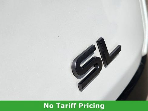 Certified 2025 Nissan Murano SL w/ Cargo Package AWD/4WD image 11