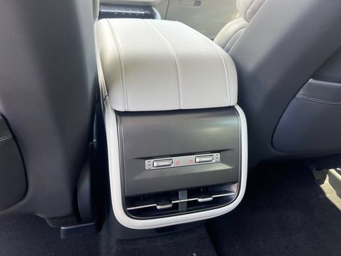 New 2026 Lincoln Nautilus Reserve AWD/4WD image 18