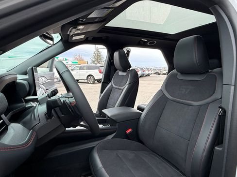 New 2026 Ford Explorer ST w/ Sun And Sound Package image 12