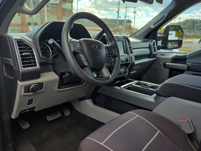 Used 2018 Ford F250 XLT w/ XLT Value Package AWD/4WD image 10