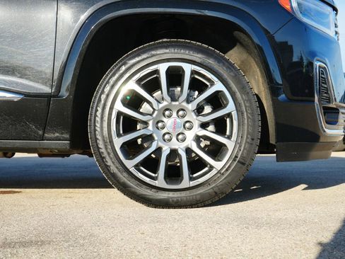 Used 2021 GMC Acadia Denali w/ GMC Pro Grade Package image 9