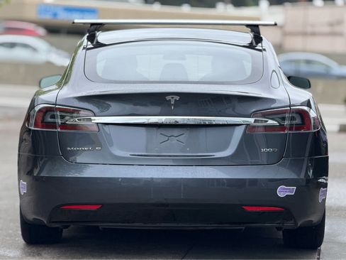 Used 2017 Tesla Model S 75D image 3